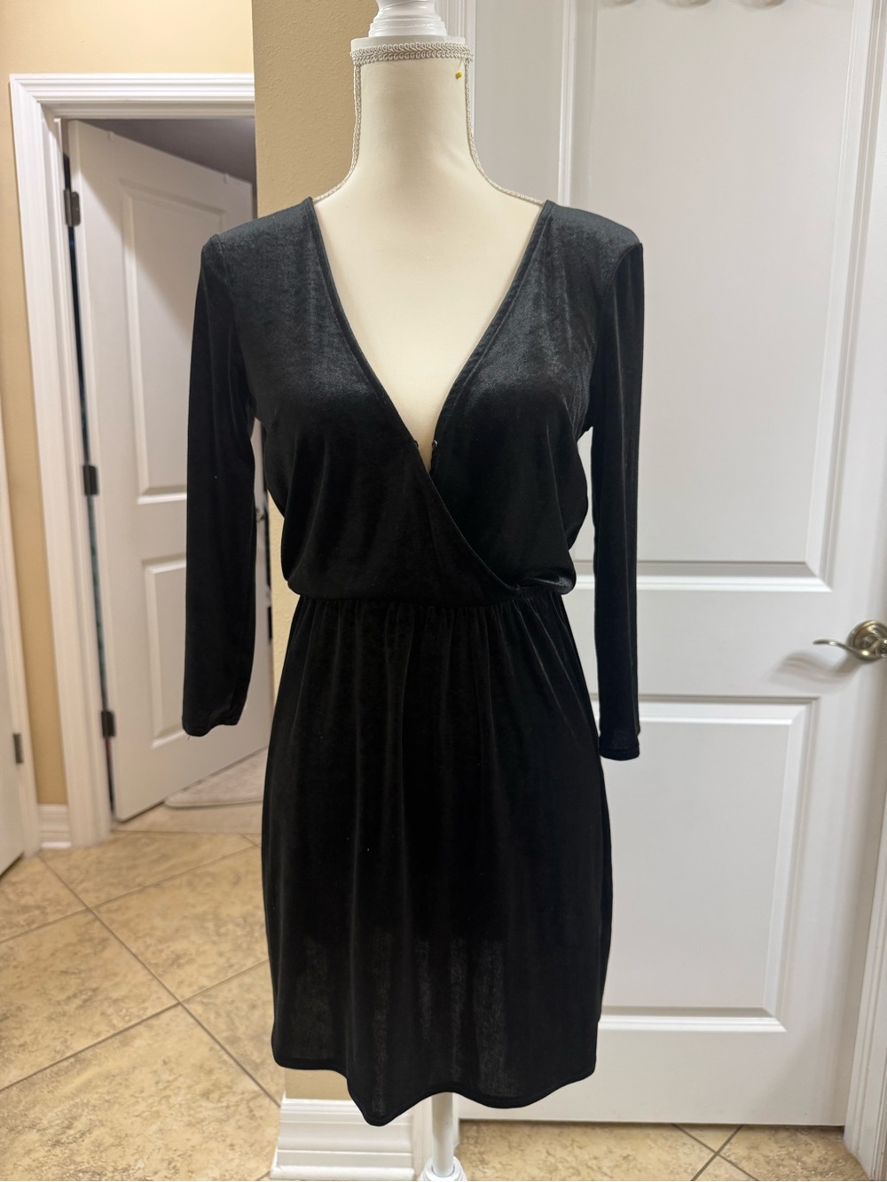 H&M Black V-Neck Wrap Mini Dress